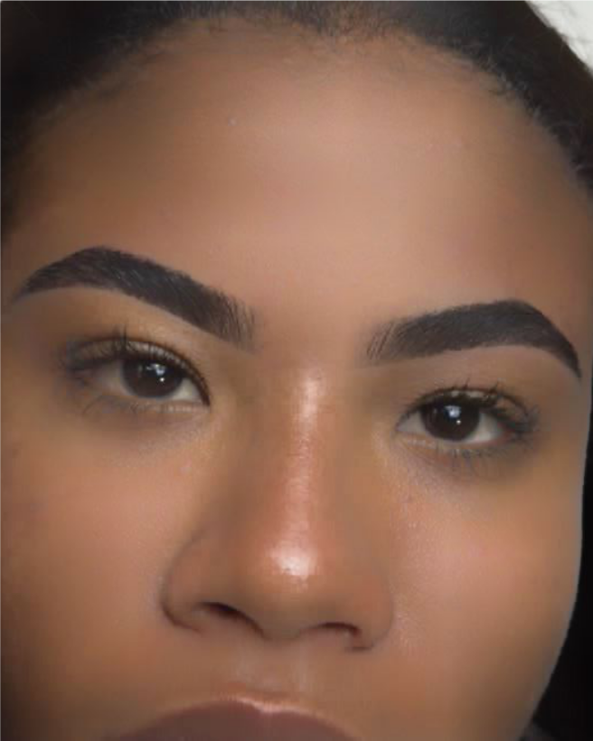 Design de Sobrancelha P...